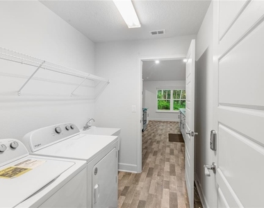 137 Ullian Trail - Photo Thumbnail 36
