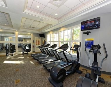 1307 Oak Crest Street - Photo Thumbnail 31