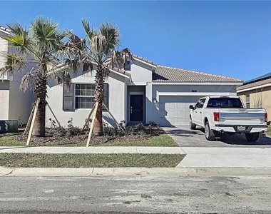 1307 Oak Crest Street - Photo Thumbnail 1