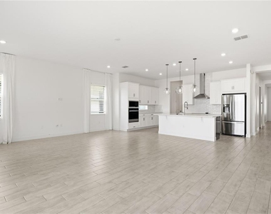 13589 Mcmillan Drive - Photo Thumbnail 17