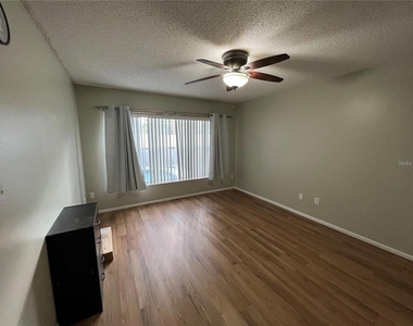 755 Riggs Circle - Photo Thumbnail 12