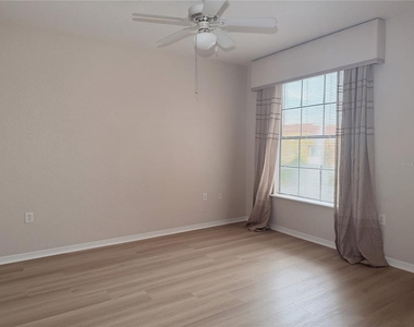6149 Metrowest Boulevard - Photo Thumbnail 2