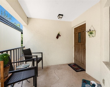 511 Pine Hollow Circle - Photo Thumbnail 2