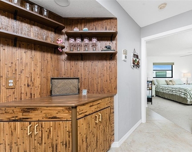 511 Pine Hollow Circle - Photo Thumbnail 24
