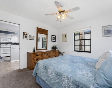 511 Pine Hollow Circle - Photo Thumbnail 34