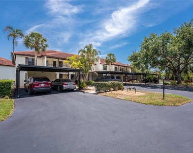 511 Pine Hollow Circle - Photo Thumbnail 53