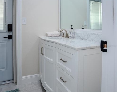 2719 Forest Knoll Drive - Photo Thumbnail 11
