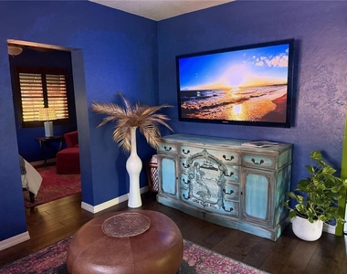 451 Woodland Drive - Photo Thumbnail 7