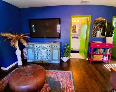 451 Woodland Drive - Photo Thumbnail 8