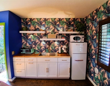 451 Woodland Drive - Photo Thumbnail 11