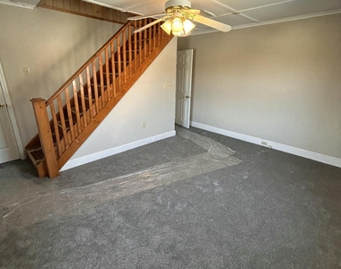 830 Brook Street - Photo Thumbnail 17