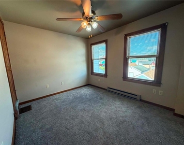 816 23rd Street - Photo Thumbnail 6