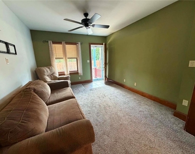 816 23rd Street - Photo Thumbnail 2