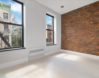 248 Mott Street - Photo Thumbnail 6