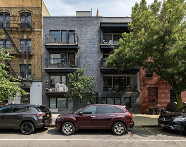 887 Bergen Street - Photo Thumbnail 6