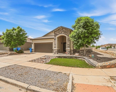10155 Hueco Junction - Photo Thumbnail 1