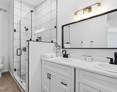 536 James Street - Photo Thumbnail 20