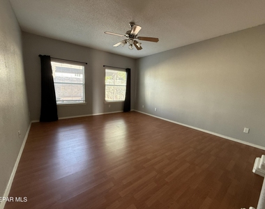 3660 Sammy Reece Place - Photo Thumbnail 12