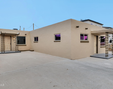 8931 Robert Drive - Photo Thumbnail 3