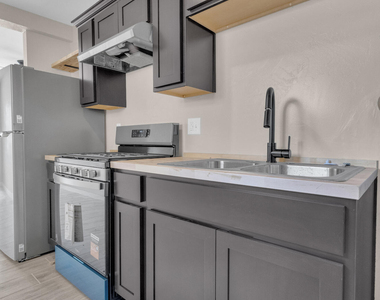 8931 Robert Drive - Photo Thumbnail 28