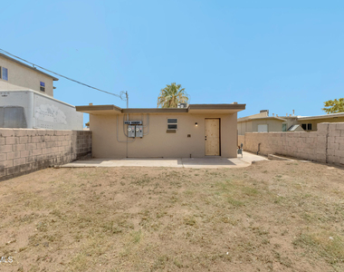 8931 Robert Drive - Photo Thumbnail 19