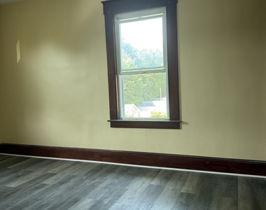101 Jacobs Street - Photo Thumbnail 6