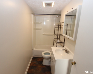 24 Brook Street - Photo Thumbnail 6