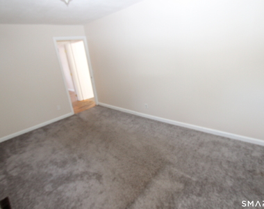 24 Brook Street - Photo Thumbnail 2