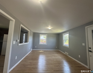 50 Hillcrest Avenue - Photo Thumbnail 7