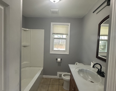50 Hillcrest Avenue - Photo Thumbnail 5