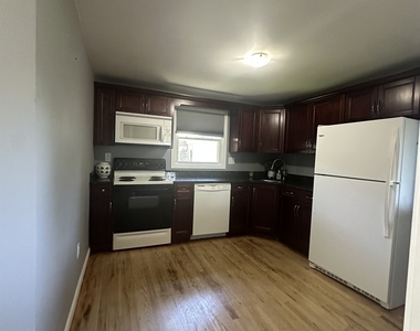 50 Hillcrest Avenue - Photo Thumbnail 8