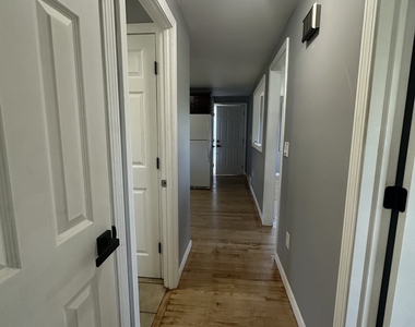 50 Hillcrest Avenue - Photo Thumbnail 3