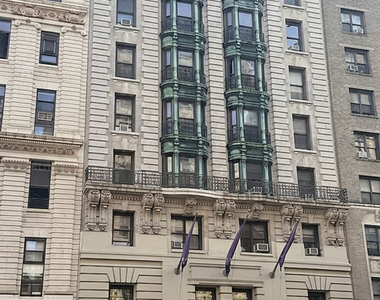 112 West 72nd Street - Photo Thumbnail 6