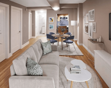 West 96th (West End Avenue and Riverside Drive) - Photo Thumbnail 2