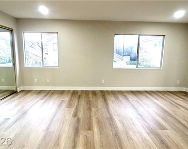 4595 Barnes Court - Photo Thumbnail 7