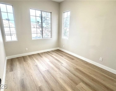 4595 Barnes Court - Photo Thumbnail 41