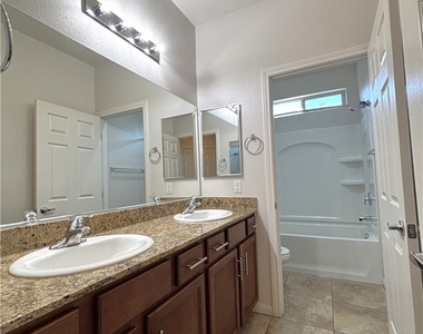 34 Vega Ridge Way - Photo Thumbnail 15