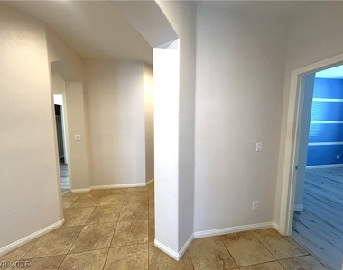34 Vega Ridge Way - Photo Thumbnail 10