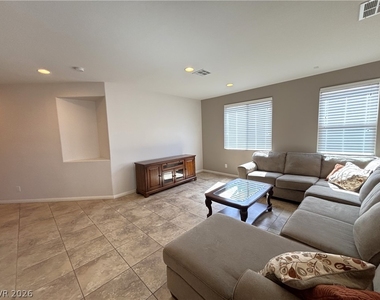 34 Vega Ridge Way - Photo Thumbnail 6