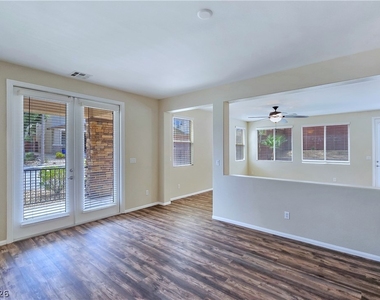 5389 Hollymead Drive - Photo Thumbnail 12