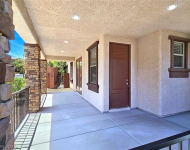 5389 Hollymead Drive - Photo Thumbnail 7