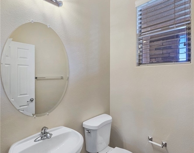 5389 Hollymead Drive - Photo Thumbnail 15