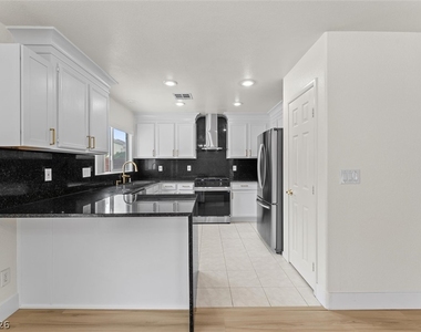 7660 Hope Valley Street - Photo Thumbnail 7