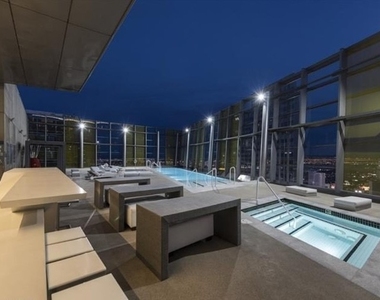 3722 Las Vegas Boulevard - Photo Thumbnail 15