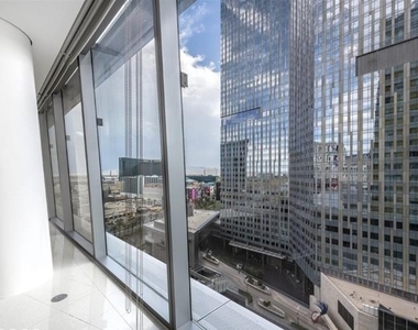 3722 Las Vegas Boulevard - Photo Thumbnail 11