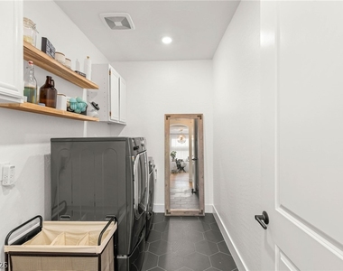 6 Sun Lily Lane - Photo Thumbnail 15