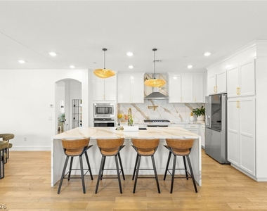 6 Sun Lily Lane - Photo Thumbnail 9