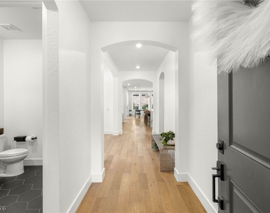 6 Sun Lily Lane - Photo Thumbnail 2