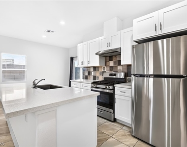 4078 Welter Avenue - Photo Thumbnail 2
