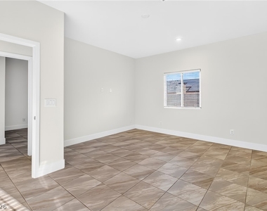 4078 Welter Avenue - Photo Thumbnail 6